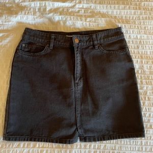 Billabong size 29 black denim skirt